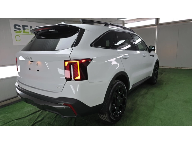 Kia Sorento X-Line AWD, 6 места 2.5 Turbo - автомобили, коли, обяви за нови и употребявани 9