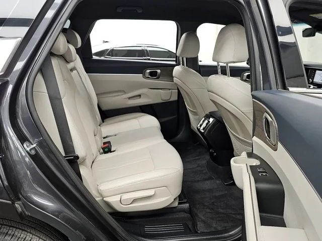 Kia Sorento 1.6 4Wd Prestige Choice - САМО 30% АВАНС! - автомобили, коли, обяви за нови и употребявани 11