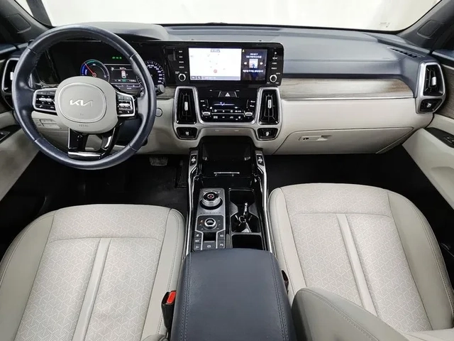 Kia Sorento 1.6 4Wd Prestige Choice - САМО 30% АВАНС! - автомобили, коли, обяви за нови и употребявани 6