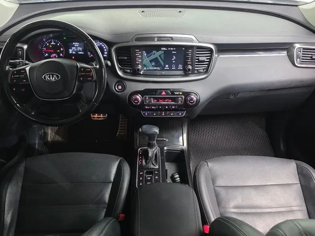 Kia Sorento 2.2 4Wd Noblesse Special - САМО 30% АВАНС! - автомобили, коли, обяви за нови и употребявани 6