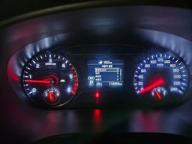 Kia Sorento 2.2 4Wd Noblesse Special - САМО 30% АВАНС! - автомобили, коли, обяви за нови и употребявани 7