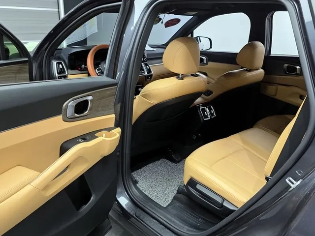 Kia Sorento 2.2 4Wd Prestige - САМО 30% АВАНС! - автомобили, коли, обяви за нови и употребявани 10