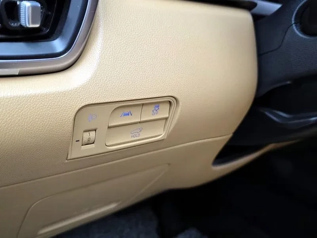 Kia Sorento 2.2 4Wd Prestige - САМО 30% АВАНС! - автомобили, коли, обяви за нови и употребявани 13