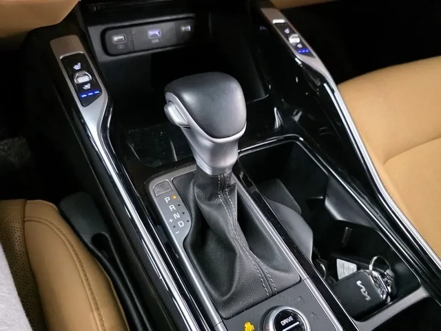 Kia Sorento 2.2 4Wd Prestige - САМО 30% АВАНС! - автомобили, коли, обяви за нови и употребявани 8