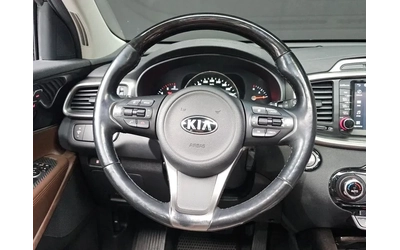 Kia Sorento 2.2 CRDI 4WD - автомобили, коли, обяви за нови и употребявани 10