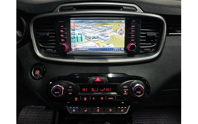 Kia Sorento 2.2 CRDI 4WD - автомобили, коли, обяви за нови и употребявани 11