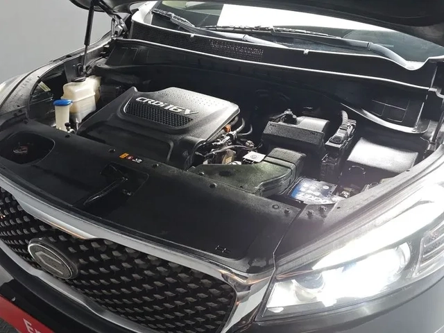 Kia Sorento 2.2 CRDI 4WD - автомобили, коли, обяви за нови и употребявани 5