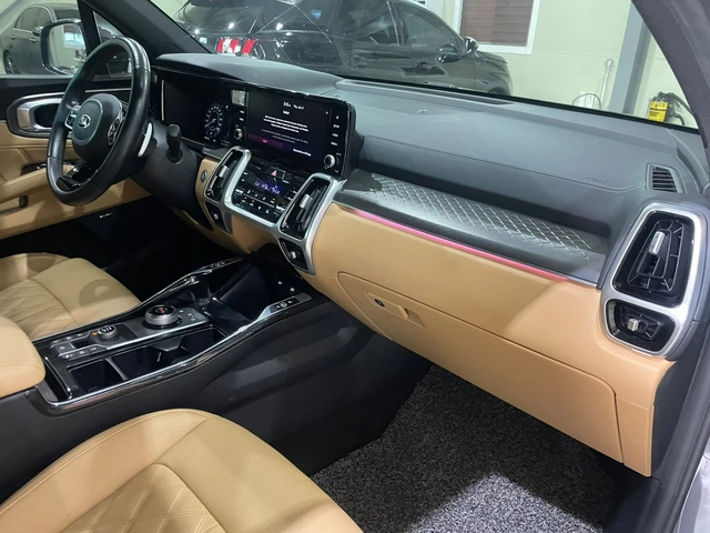 Kia Sorento 2.2D ! 4WD ! 6+ 1 ! Signature ! - автомобили, коли, обяви за нови и употребявани 10