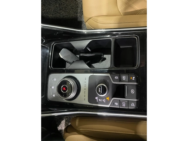 Kia Sorento 2.2D ! 4WD ! 6+ 1 ! Signature ! - автомобили, коли, обяви за нови и употребявани 16