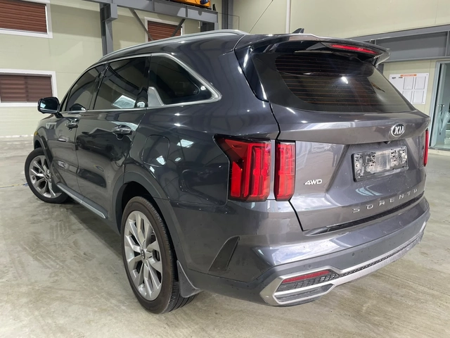 Kia Sorento 2.2D ! 4WD ! 6+ 1 ! Signature ! - автомобили, коли, обяви за нови и употребявани 5