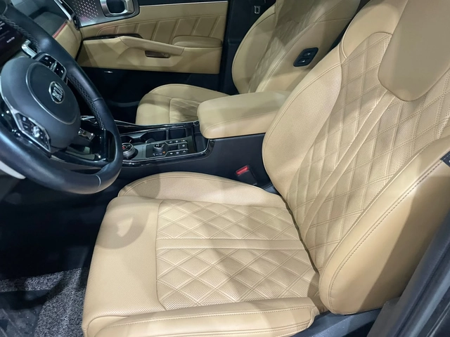 Kia Sorento 2.2D ! 4WD ! 6+ 1 ! Signature ! - автомобили, коли, обяви за нови и употребявани 6