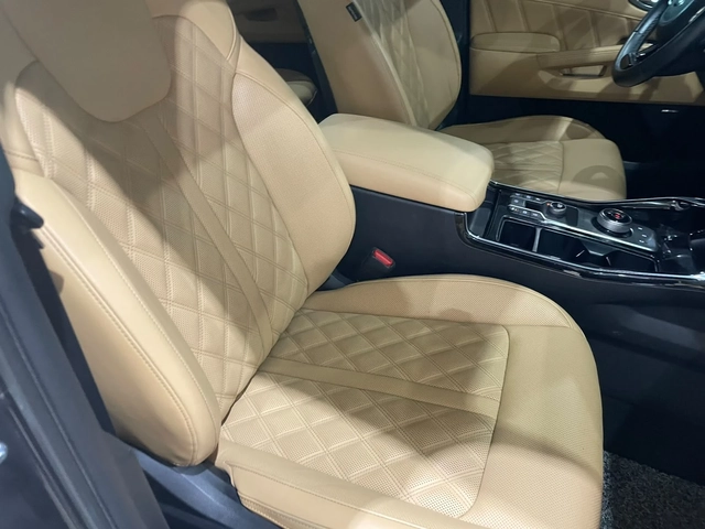 Kia Sorento 2.2D ! 4WD ! 6+ 1 ! Signature ! - автомобили, коли, обяви за нови и употребявани 9