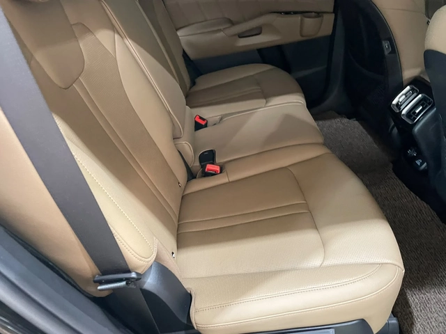 Kia Sorento HEV 1.6 ! 2WD ! Noblesse ! - автомобили, коли, обяви за нови и употребявани 11