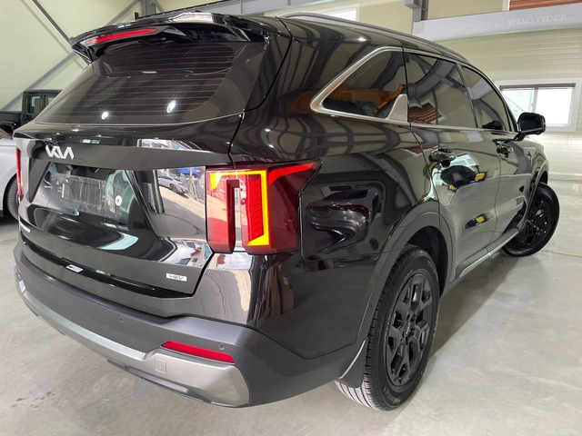 Kia Sorento HEV 1.6 ! 2WD ! Noblesse ! - автомобили, коли, обяви за нови и употребявани 3