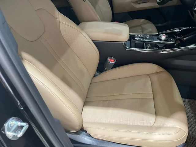 Kia Sorento HEV 1.6 ! 2WD ! Noblesse ! - автомобили, коли, обяви за нови и употребявани 8