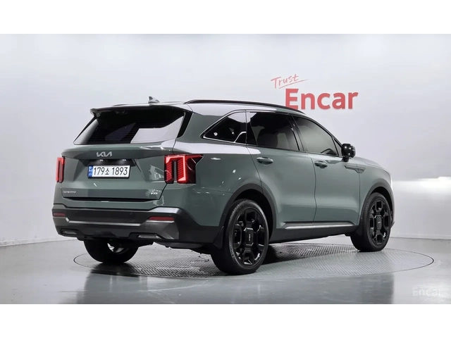 Kia Sorento 2.2 DIESEL AWD / GRAVITY / 360 КАМЕРИ / ОБДУХ/ - автомобили, коли, обяви за нови и употребявани 1
