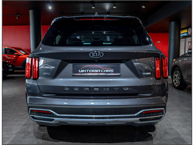 Kia Sorento Kia Sorento  - автомобили, коли, обяви за нови и употребявани 4