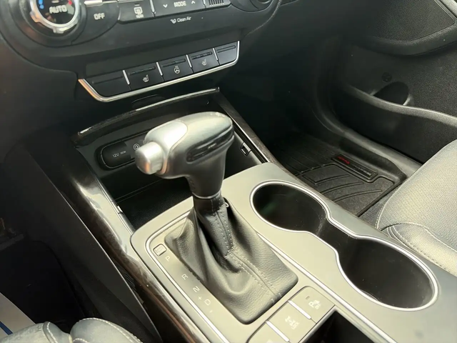 Kia Sorento EX V6 7 SEATER | APPLE CARPLAY & ANDROID AUTO | BL All Wheel Drive - автомобили, коли, обяви за нови и употребявани 6