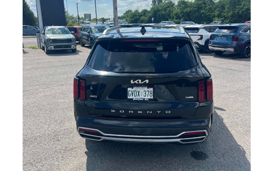 kia-sorento-plug-in-hybrid-1-6l-4cyl-awd - 3