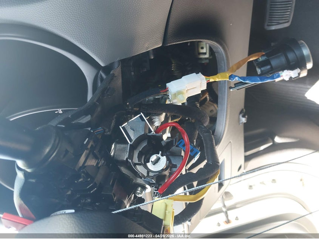 Kia Soul 1.6L I-4 DI, DOHC, VVT, 130HP Front Wheel Drive - автомобили, коли, обяви за нови и употребявани 5
