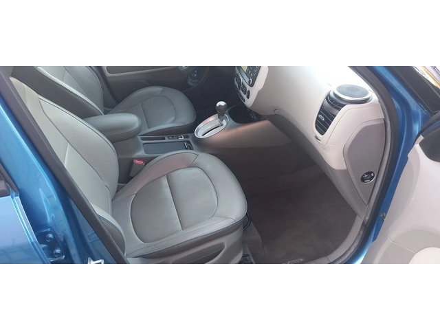 Kia Soul Soul EV   60000km - автомобили, коли, обяви за нови и употребявани 11