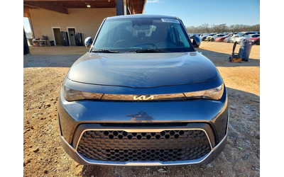 kia-soul-2-0l-4-front-wheel-drive - 5