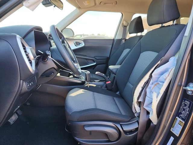 Kia Soul 2.0L 4 Front-wheel Drive - автомобили, коли, обяви за нови и употребявани 7