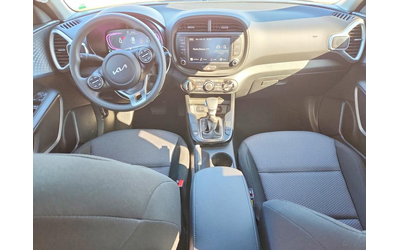 Kia Soul 2.0L 4 Front-wheel Drive - автомобили, коли, обяви за нови и употребявани 8