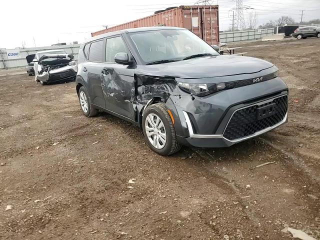 Kia Soul 2.0L 4 Front-wheel Drive - автомобили, коли, обяви за нови и употребявани 0