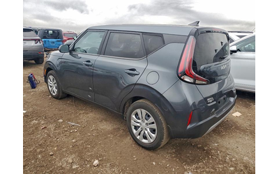 kia-soul-2-0l-4-front-wheel-drive - 2