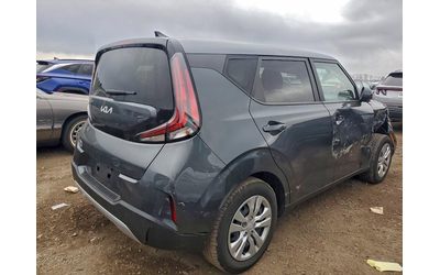 kia-soul-2-0l-4-front-wheel-drive - 3