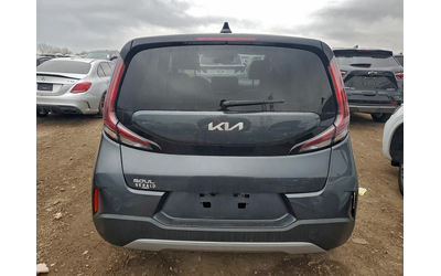 Kia Soul 2.0L 4 Front-wheel Drive - автомобили, коли, обяви за нови и употребявани 6