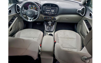 Kia Soul 2.0L 4 Front-wheel Drive - автомобили, коли, обяви за нови и употребявани 8