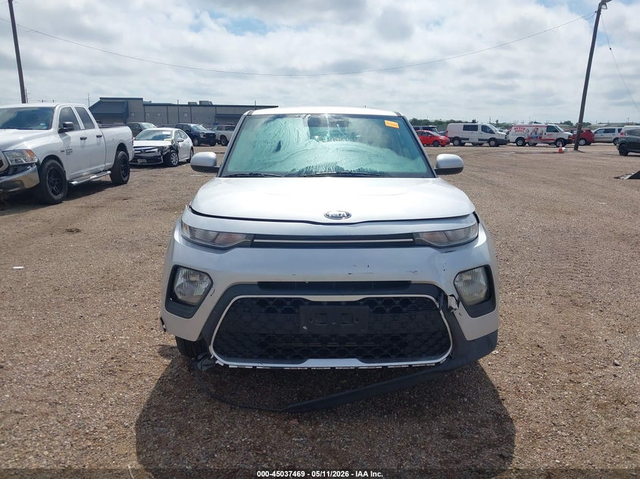 Kia Soul 2.0L I-4 DOHC, VVT, 147HP Front Wheel Drive - автомобили, коли, обяви за нови и употребявани 5