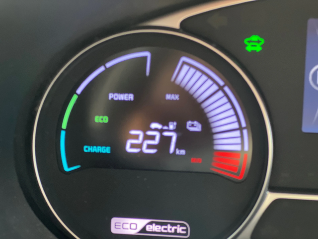 Kia Soul 2 комплекта гуми с джанти Всичко платено - автомобили, коли, обяви за нови и употребявани 13