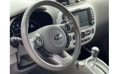 Kia Soul 2 комплекта гуми с джанти Всичко платено - автомобили, коли, обяви за нови и употребявани 9