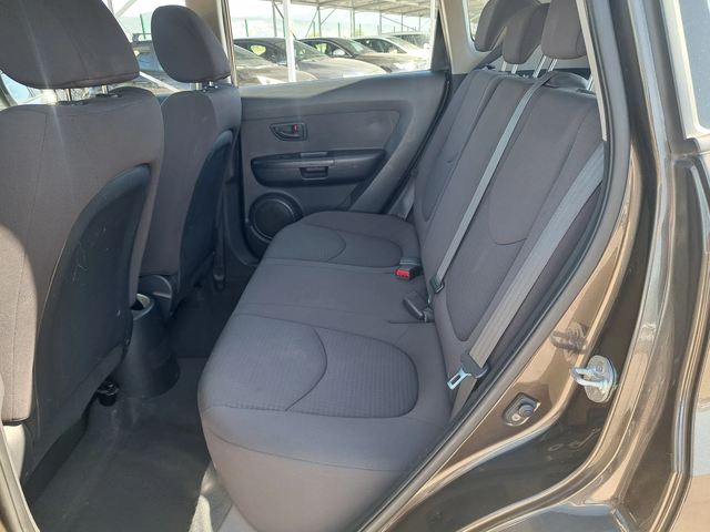 Kia Soul 1, 6 i + gaz - автомобили, коли, обяви за нови и употребявани 11