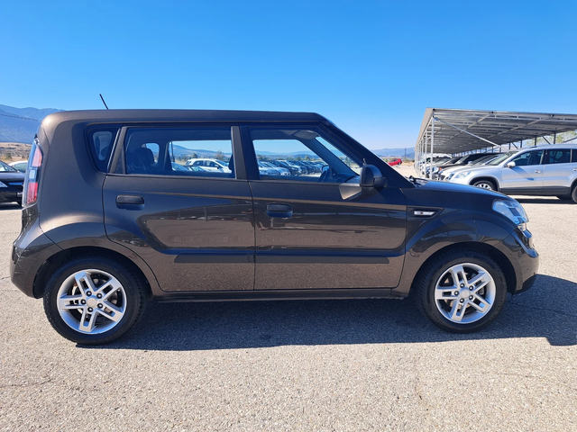 Kia Soul 1, 6 i + gaz - автомобили, коли, обяви за нови и употребявани 3