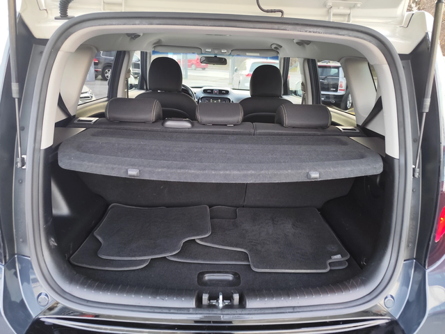 Kia Soul 1.6CRDi* EURO6B* 124000km! CAMERA - автомобили, коли, обяви за нови и употребявани 12