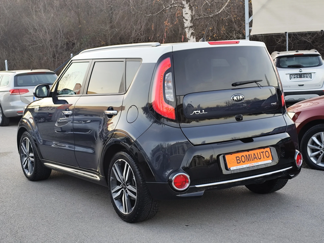 Kia Soul 1.6CRDi* EURO6B* 124000km! CAMERA - автомобили, коли, обяви за нови и употребявани 4