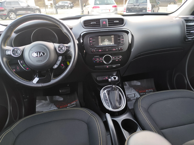 Kia Soul 1.6CRDi* EURO6B* 124000km! CAMERA - автомобили, коли, обяви за нови и употребявани 6