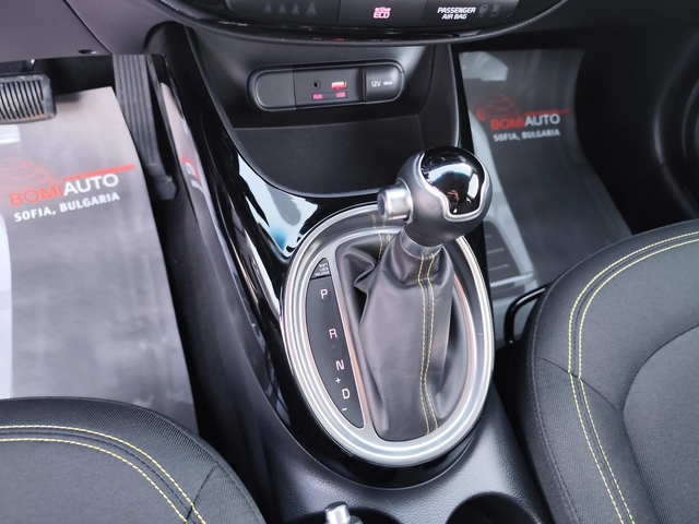 Kia Soul 1.6CRDi* EURO6B* 124000km! CAMERA - автомобили, коли, обяви за нови и употребявани 9