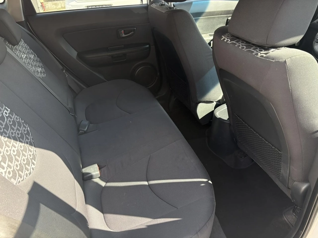 Kia Soul 1.6 BENZ - автомобили, коли, обяви за нови и употребявани 10