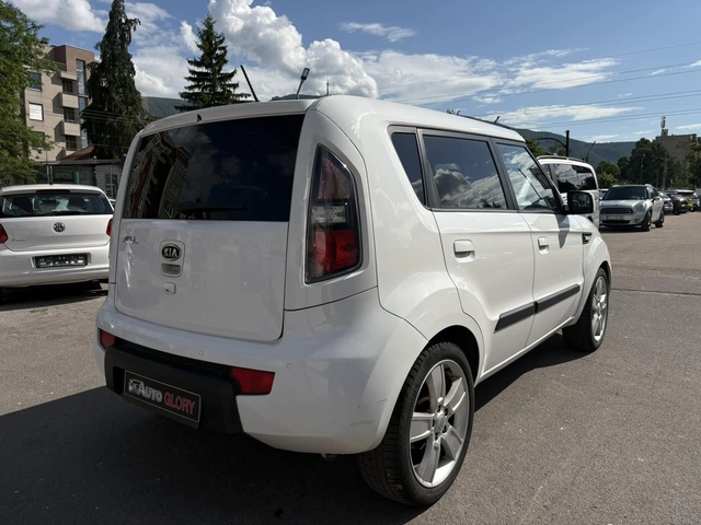 Kia Soul 1.6 BENZ - автомобили, коли, обяви за нови и употребявани 5
