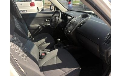 Kia Soul 1.6 BENZ - автомобили, коли, обяви за нови и употребявани 8