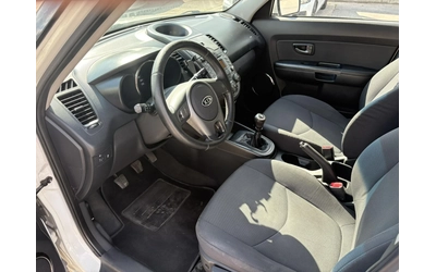 Kia Soul 1.6 BENZ - автомобили, коли, обяви за нови и употребявани 9