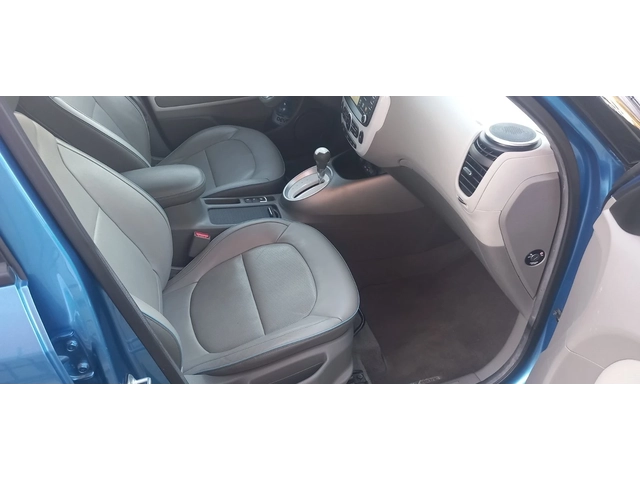 Kia Soul Soul EV   60000km - автомобили, коли, обяви за нови и употребявани 11