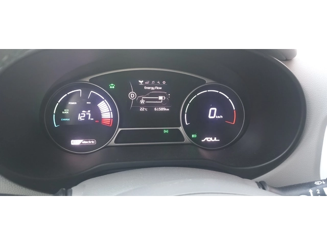 Kia Soul Soul EV   60000km - автомобили, коли, обяви за нови и употребявани 7