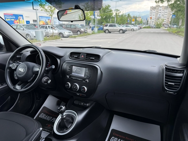 Kia Soul * 1.6CRDI* CAMERA* EURO6* КАТО НОВА* - автомобили, коли, обяви за нови и употребявани 10