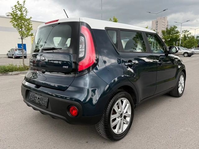 Kia Soul * 1.6CRDI* CAMERA* EURO6* КАТО НОВА* - автомобили, коли, обяви за нови и употребявани 4
